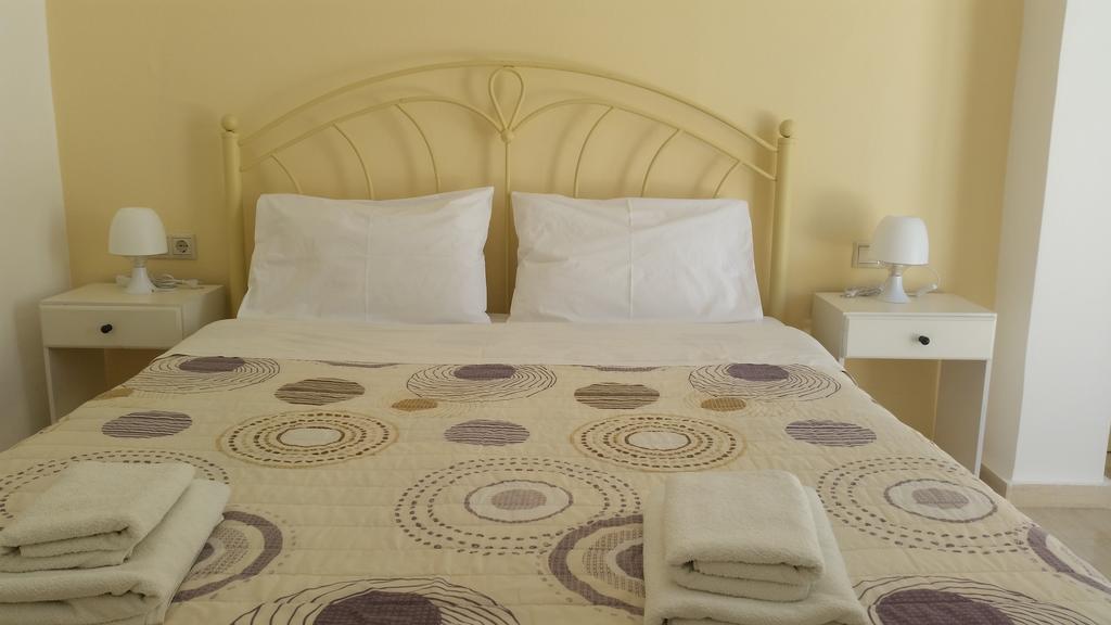 Antonios Hotel Apartments Matala Quarto foto